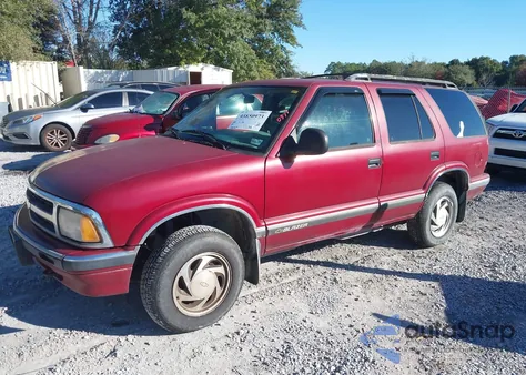 1995 Chevrolet Blazer from USA, damaged, VIN 1GNDT13W2SK221337